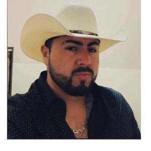 Meet your Posher, Javier